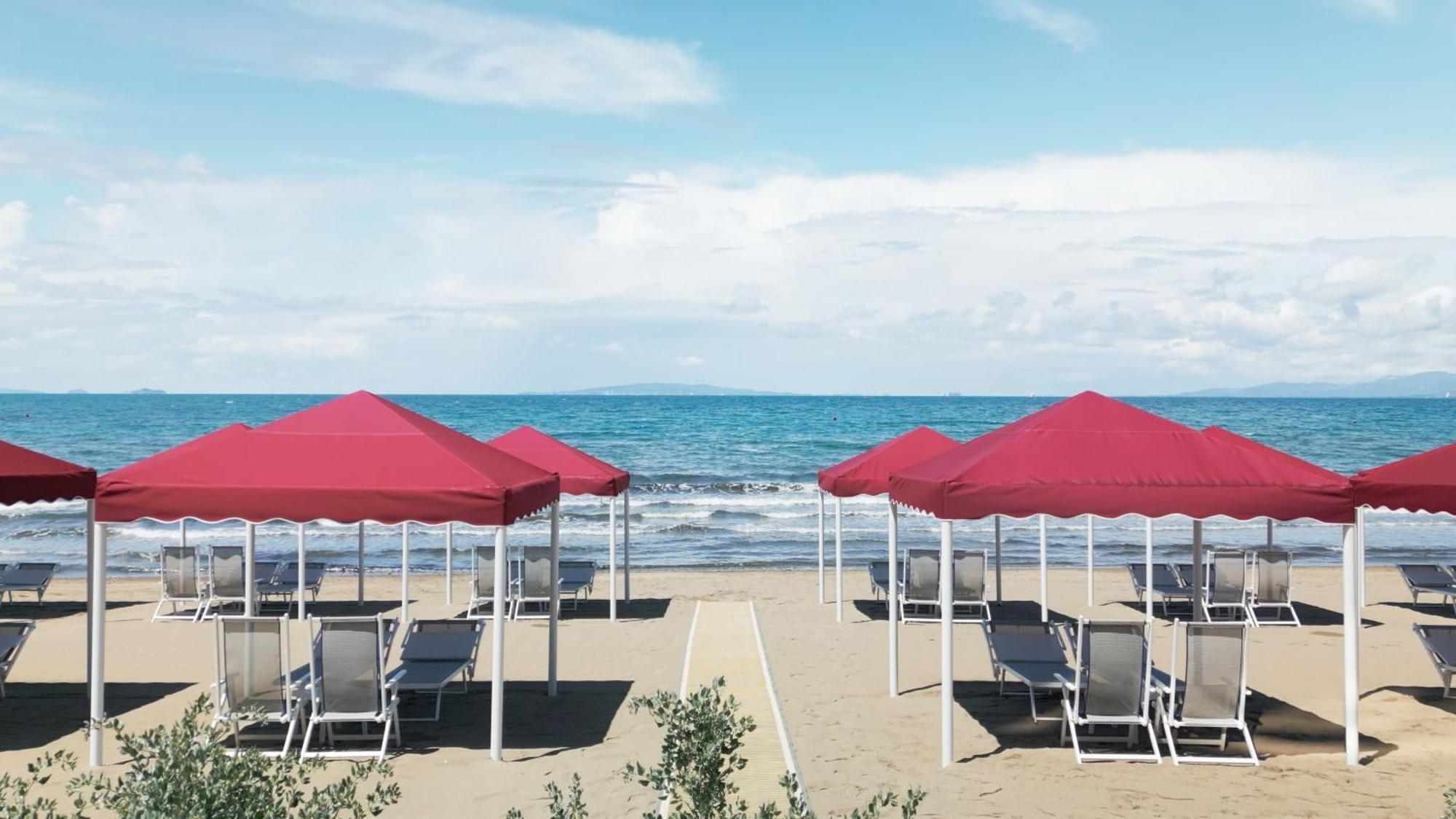 Cala Beach Resort Punta Ala Esterno foto